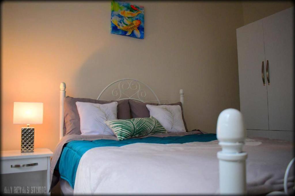 Modern And Cosy Condo: Westwood Apartments Flic en Flac ภายนอก รูปภาพ
